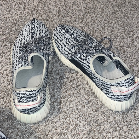 Zebra yeezys - Picture 2 of 3